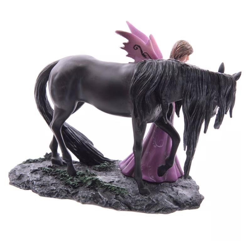 Statuette: Märchenfee füttert schwarzes Einhorn – Nuovo e nell'imballaggio originale da Menzingen venduto da fairy123 1