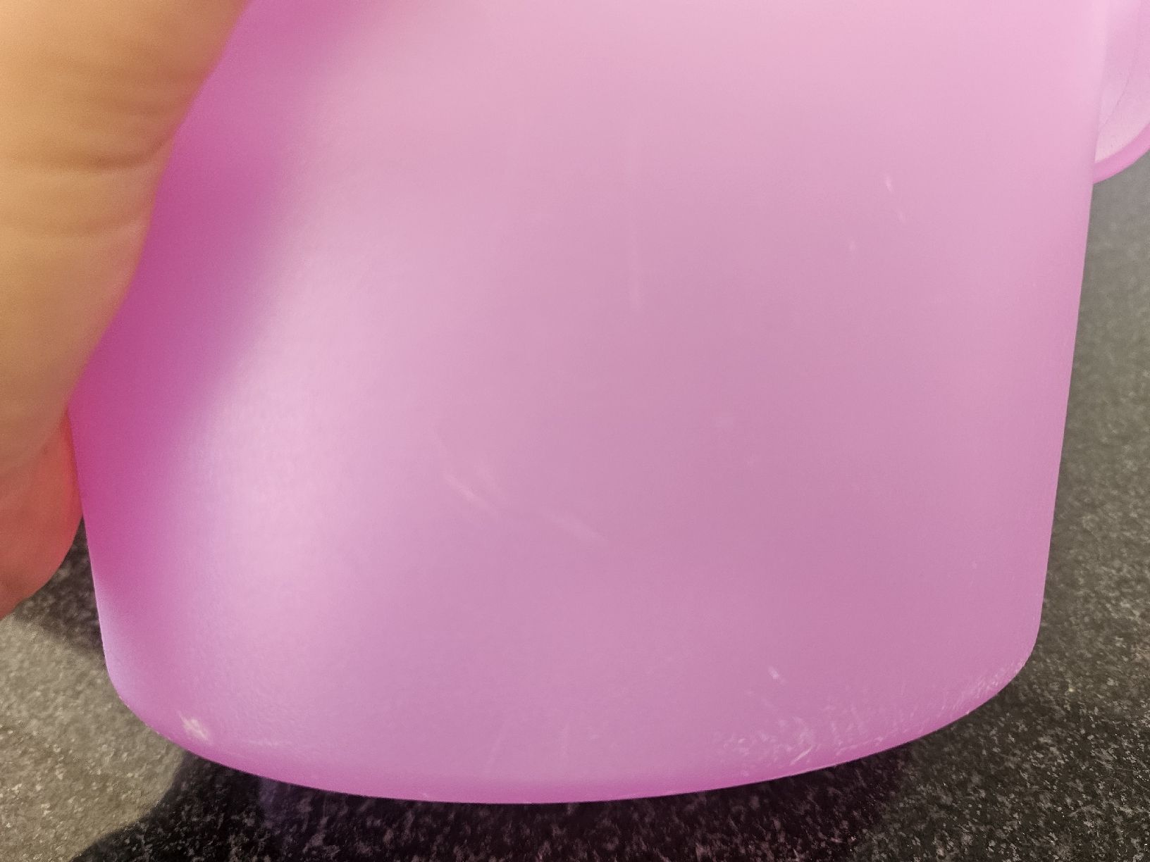 Tupperware Carafes: Pichet Tupperware rose contenance 2,1L – D'occasion à Morges par Mlle_Croft_91 4