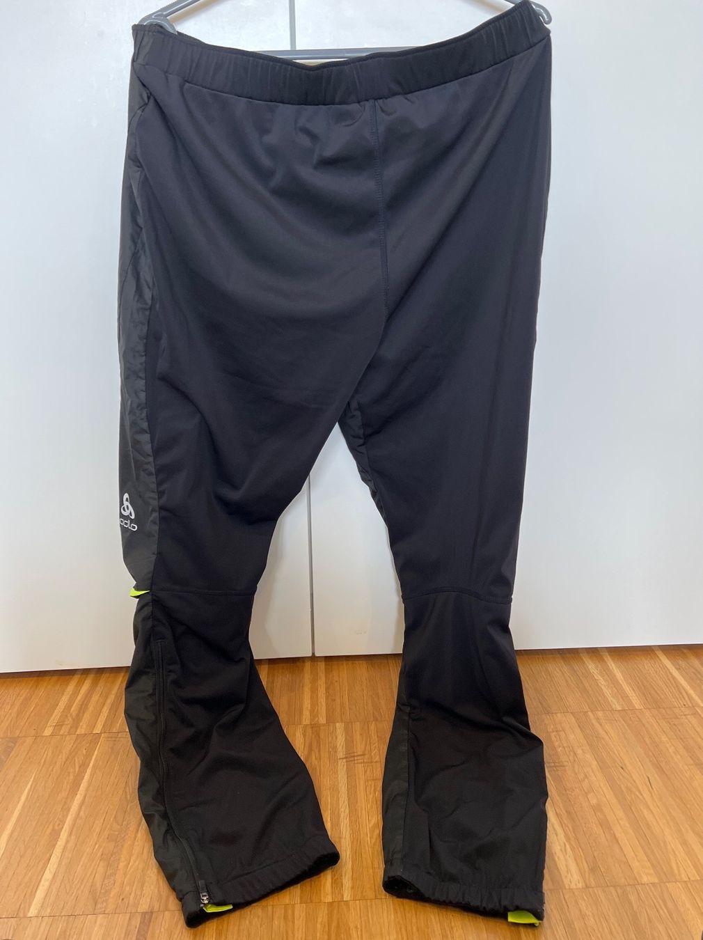 Pantaloni: Odlo Trainingshose – Usato da Menzingen venduto da Dali2504 3
