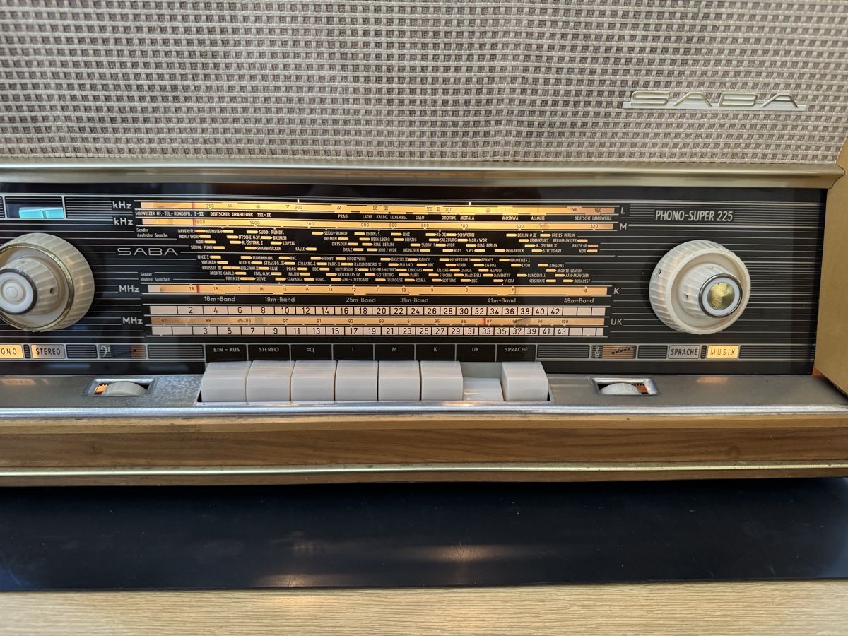 Saba Radio: Radio Saba-Super 225 – Usato da Reigoldswil venduto da pet_dj8f 2