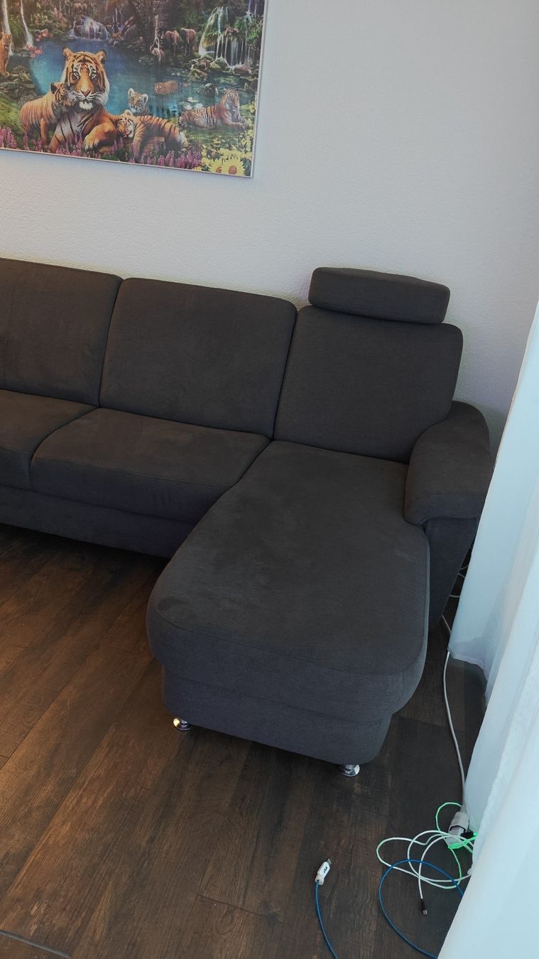 Sofas: Wohnlandschaft mit Schlaffunktion – D'occasion à Derendingen par Florian_8 3