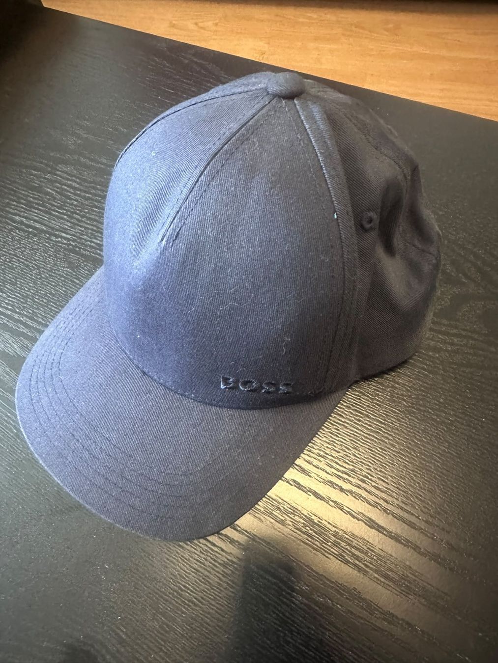 Hugo Boss Altro in  Abbigliamento & Accessori: Edles Hugo Boss Cap – Usato da Basel venduto da san_2jbt 3