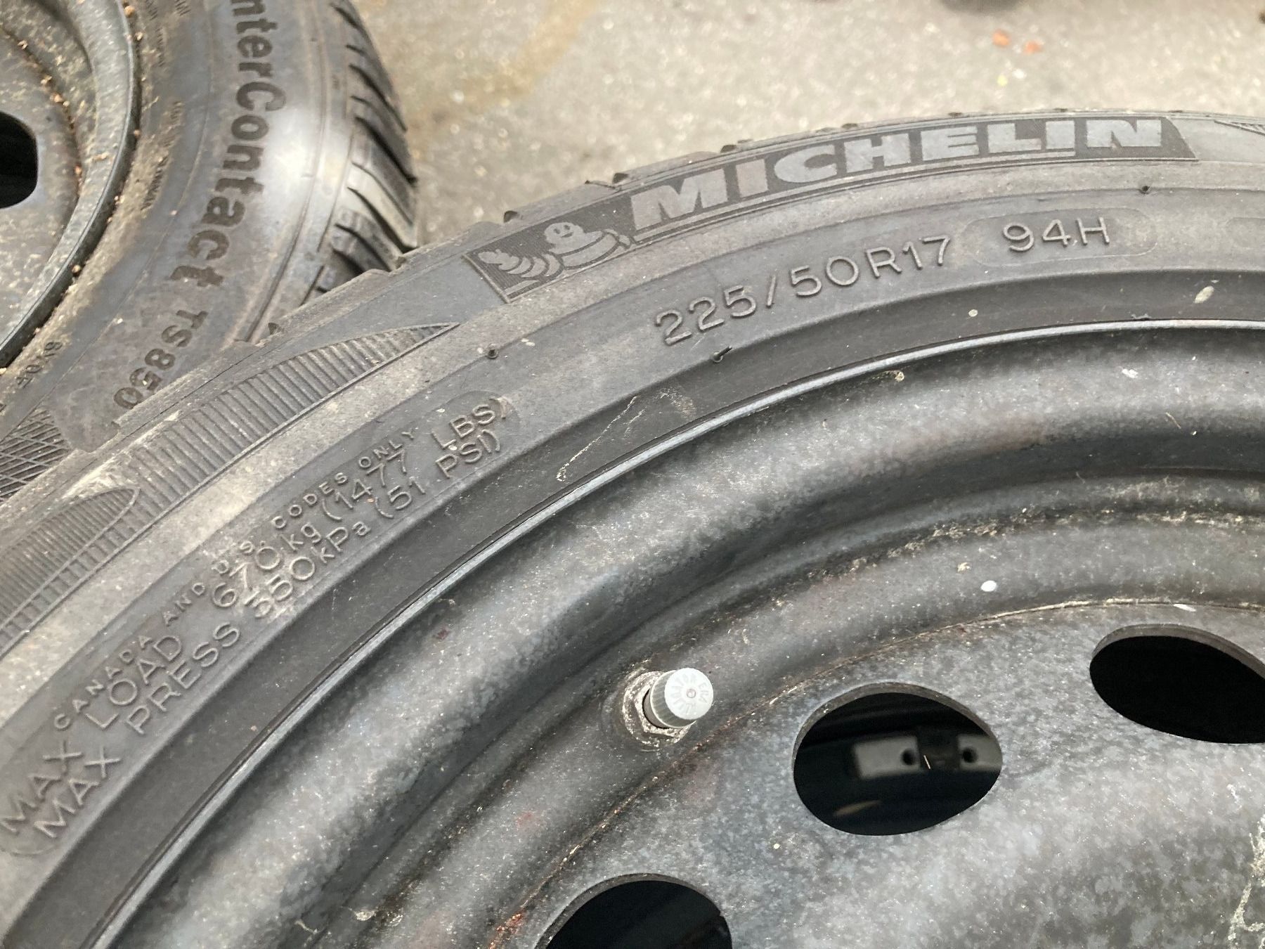 BMW Pneumatici & Ruote complete: BMW X1 Winterräder  E84 225/50R17 – Usato da Cham venduto da WB2223 2