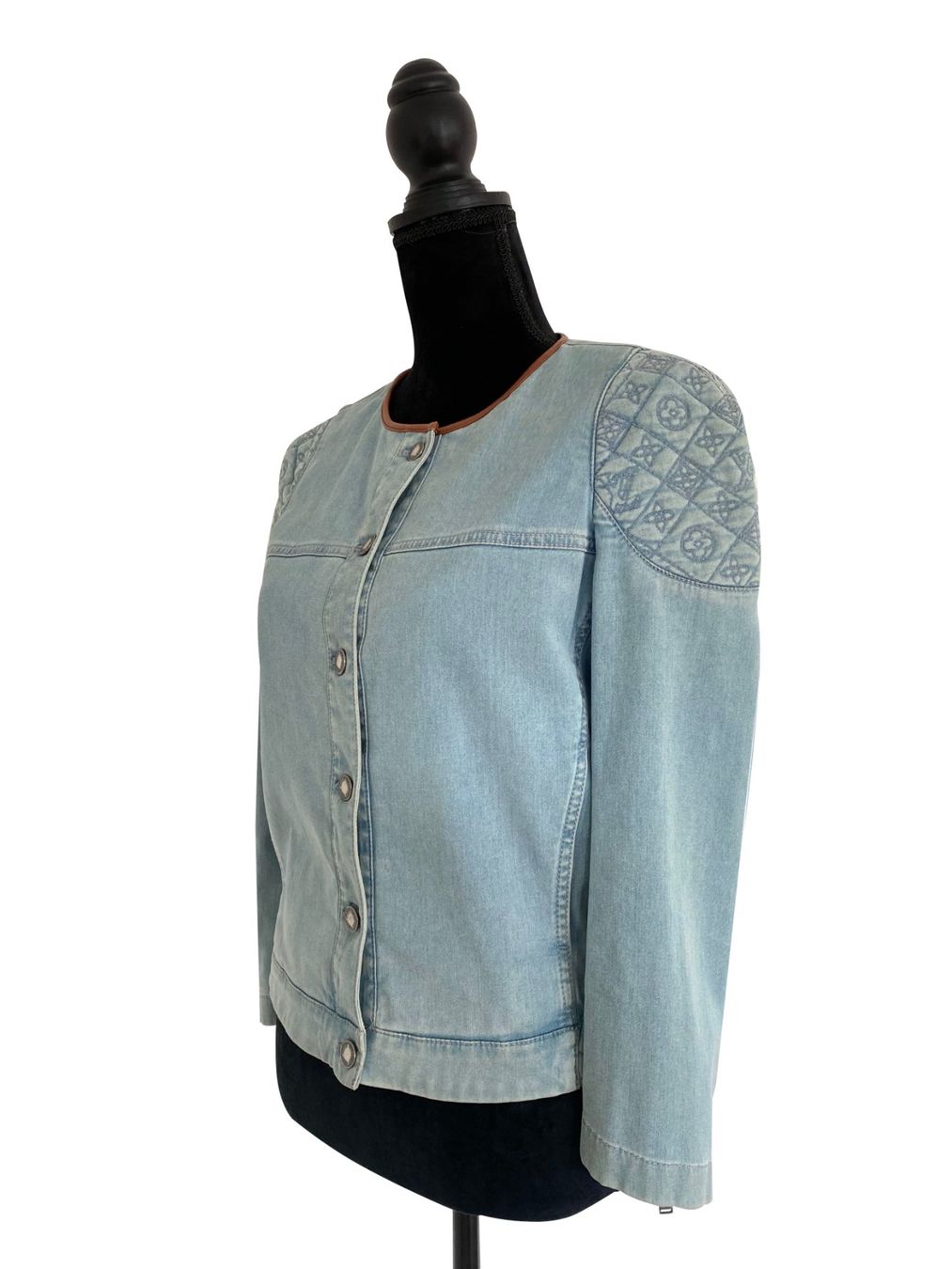 Jacken: Louis Vuitton LV Monogramm Jeansjacke Jacke – Gebraucht aus Kriens von hannaandkiko 1
