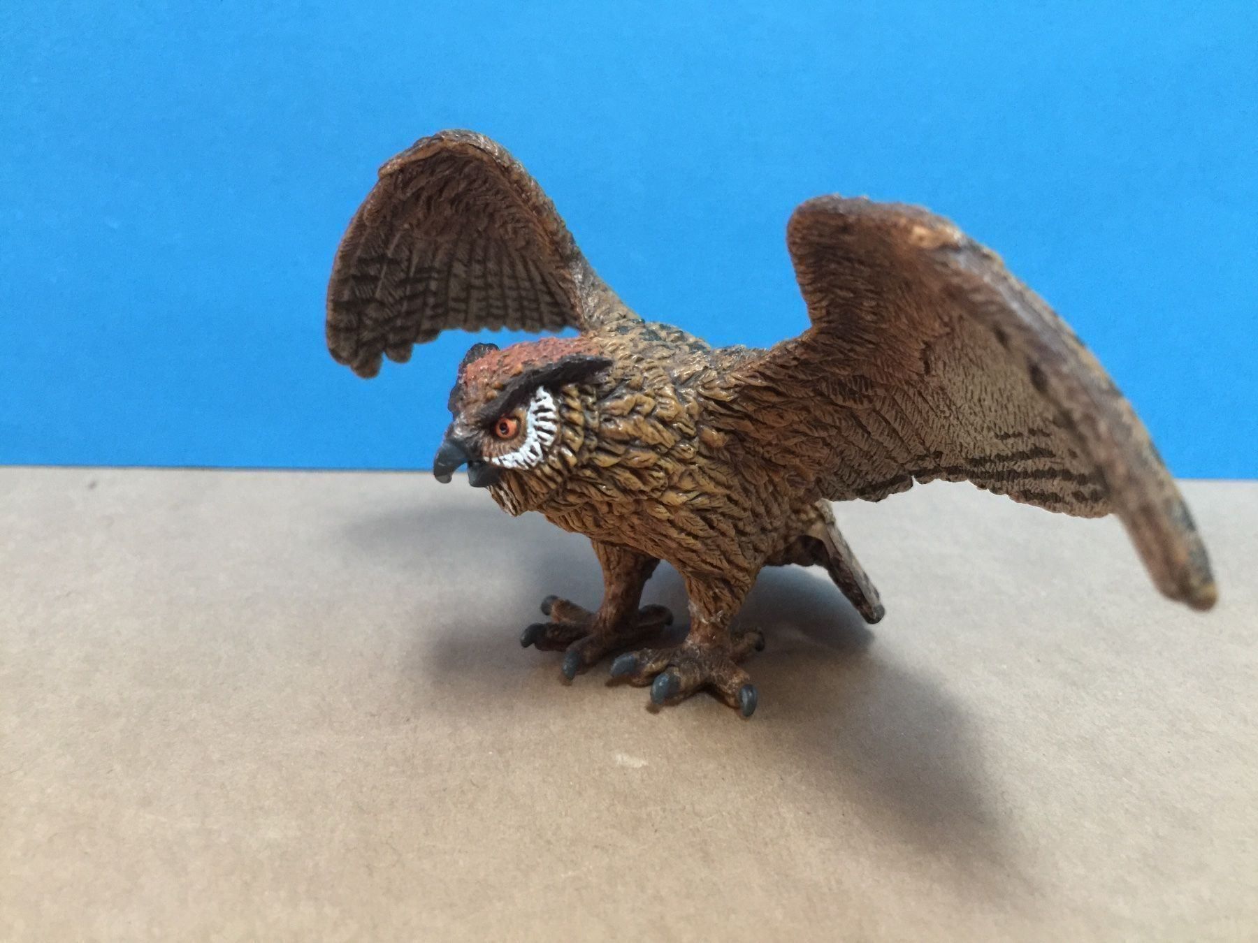 Schleich Statuette: Schleich Uhu 14738 Eule Vogel – Usato da Ennetbaden venduto da mapa05