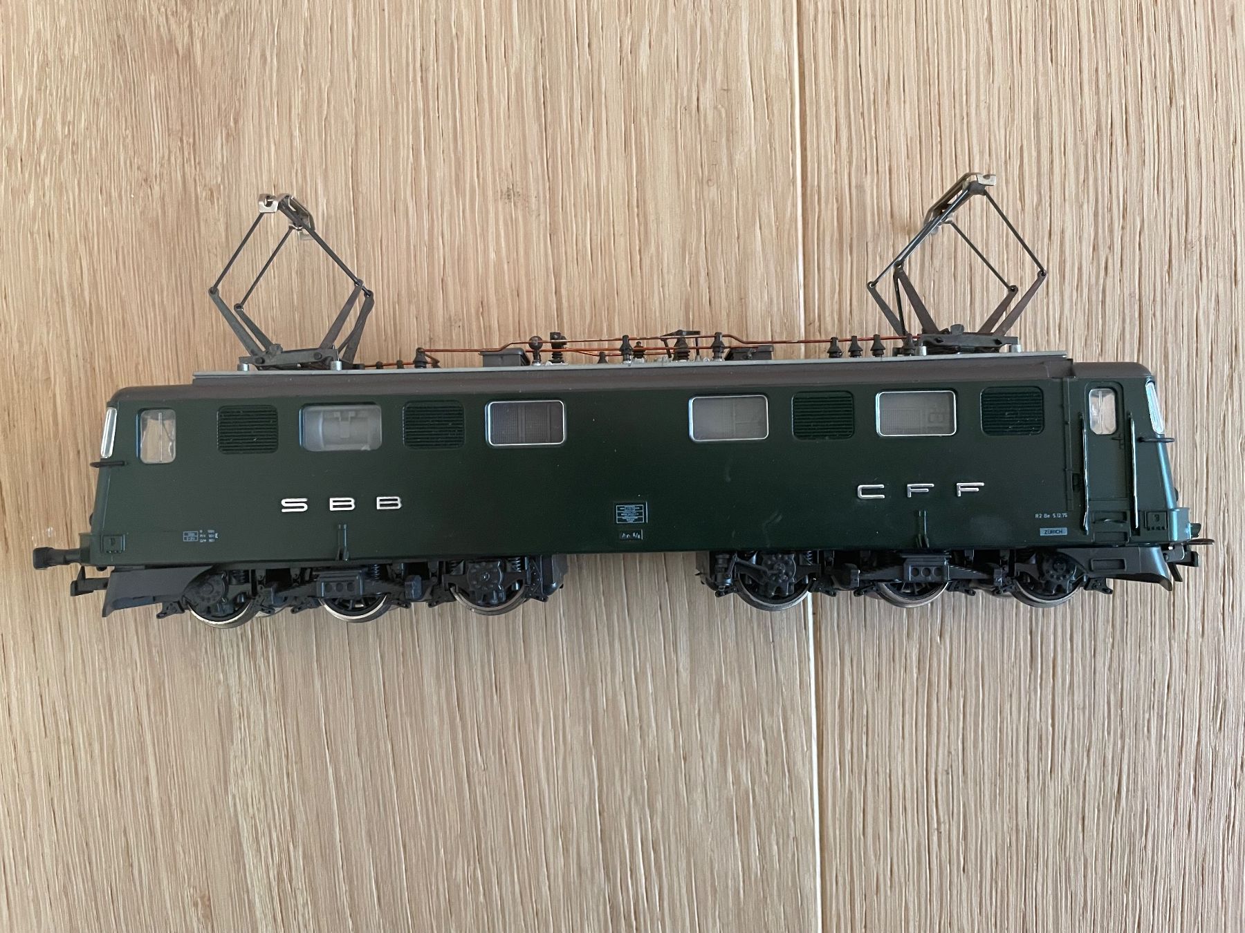 Roco Modelleisenbahnen: Roco Elektrolokomotive SBB Ae 6/6 – Gebraucht aus Wangen SZ von KAM07 6