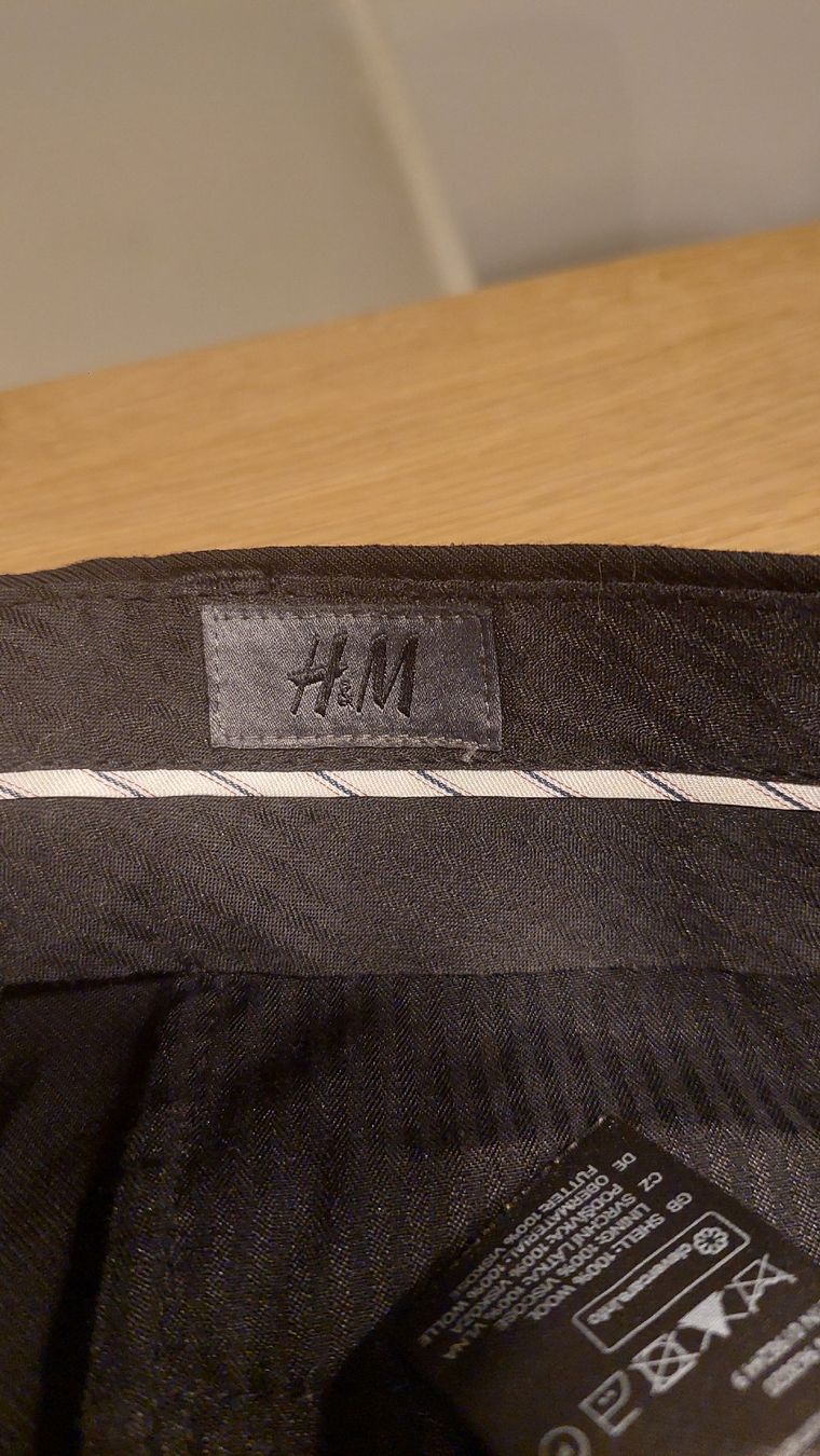 H&M Pantaloni: hose HM m – Usato da Adliswil venduto da Boncoinsuisse 1