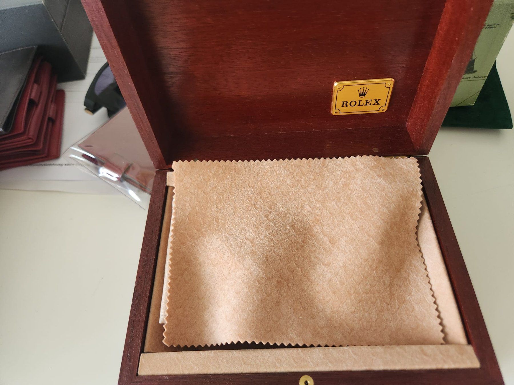 Rolex Scatole porta orologi: Original Rolex Box für Ref. 16528 – Nuovo e nell'imballaggio originale da Stäfa venduto da Brunati-Uhren 1