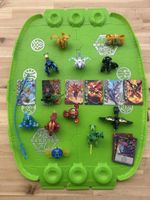 Bakugan Spielset mit Spielfeld und Figuren guter Zustand
