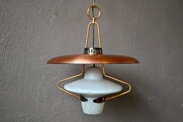 Lampe lustre ou suspension en laiton et verre opalin dorée