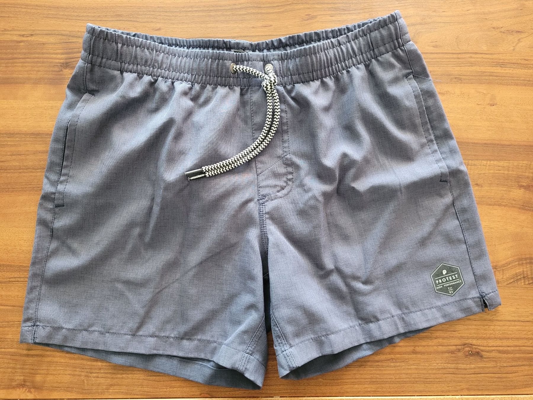 Protest Costumi da bagno: neue Protest Herren Badeshorts Gr. S – Nuovo (secondo la descrizione) da Birrwil venduto da Mischabel1