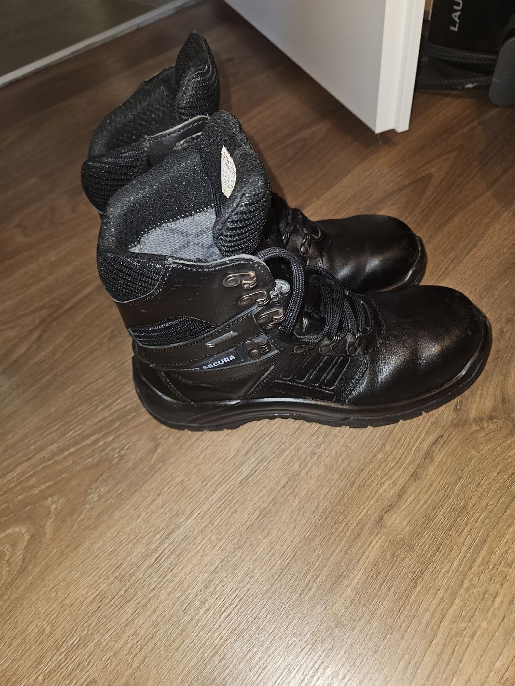 Scarpe da uomo: Bottes de sécurité Steitz Secura - Qualité et confort! – Usato da Delemont venduto da ricky9420 4