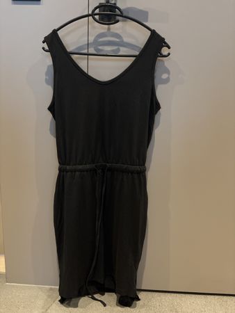 Schwarzes Sommerkleid Grösse S, luftig & leicht