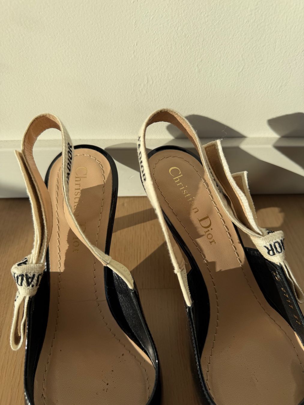 Dior Scarpe da donna: Dior slingback 37 – Usato da La Tour-de-Peilz venduto da DressingEKL 1