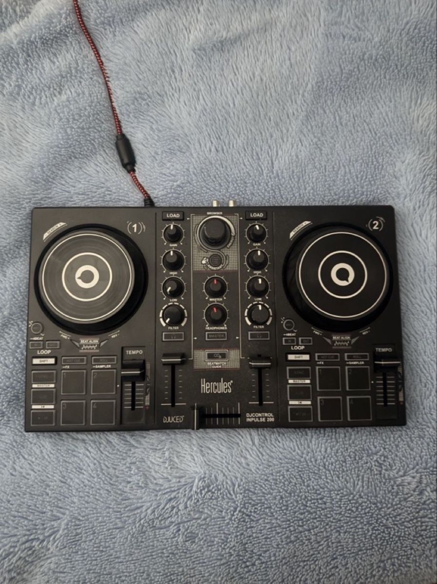 Hercules Console di mixaggio: DJ Controller Hercules DJControl Inpulse 200 – Nuovo (secondo la descrizione) da Romanshorn venduto da Alex006