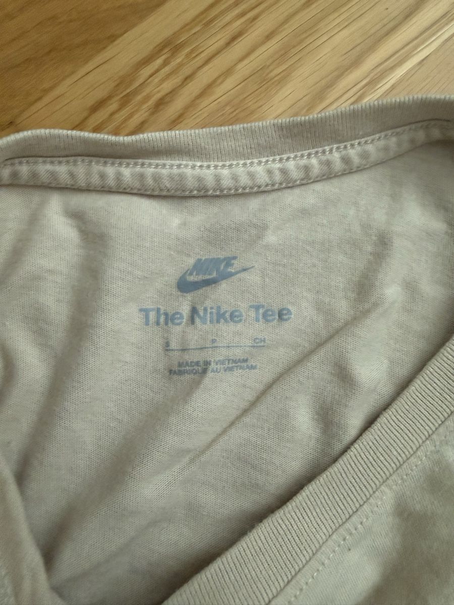 Nike T-shirts: Nike T-Shirt – D'occasion à Kriens par tullia-07 2