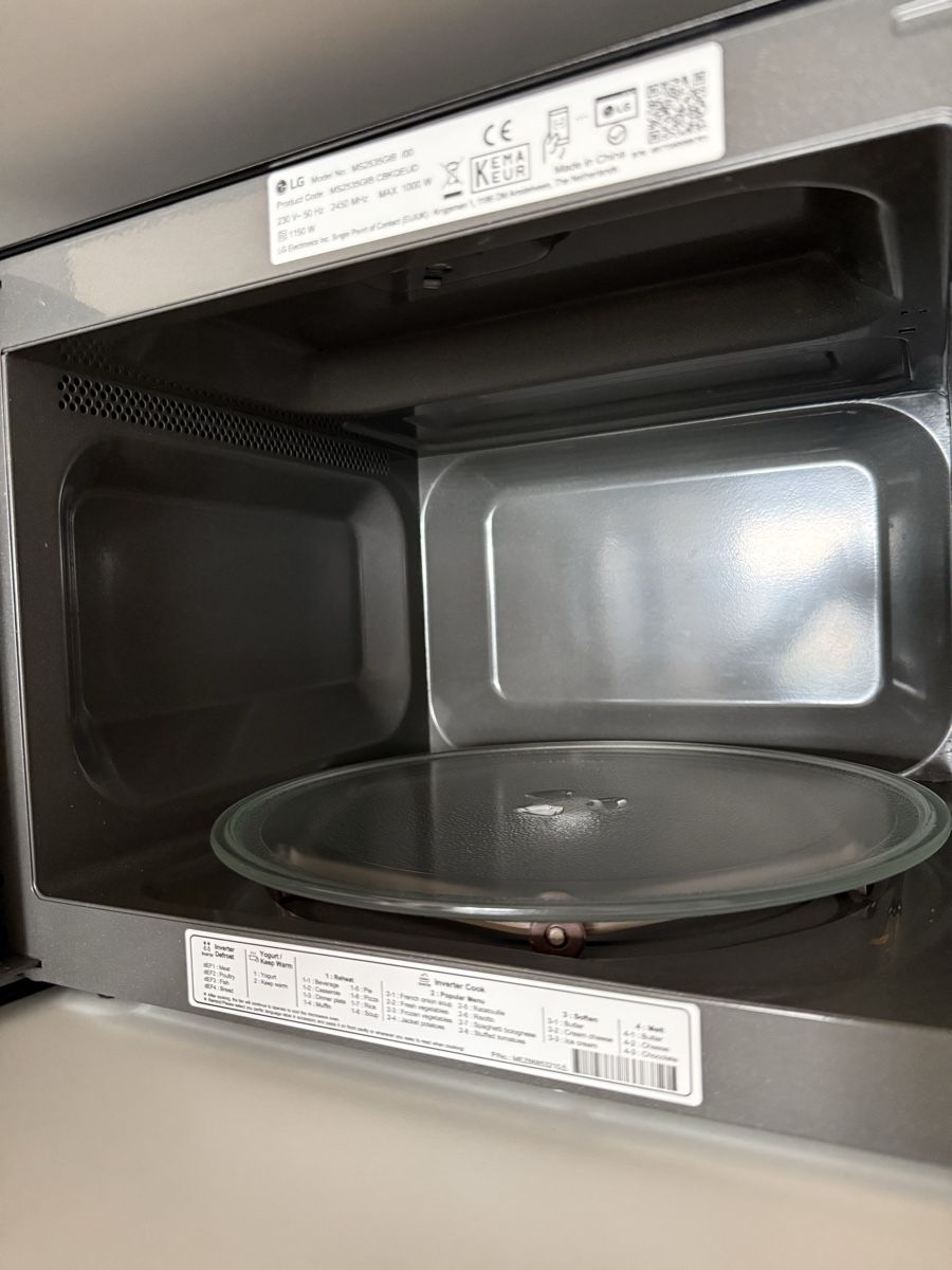 LG Backöfen: Microwave LG MS2535GIB NeoChef – Gebraucht aus Pratteln von phi_2b8n 1