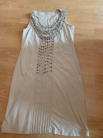Jolie robe d’été Heine t. 40