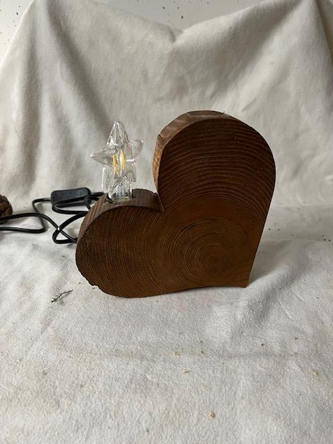 Lampade: Holzlampe Deko Herz 230V self Made – Nuovo (secondo la descrizione) da Naters venduto da juveman 1