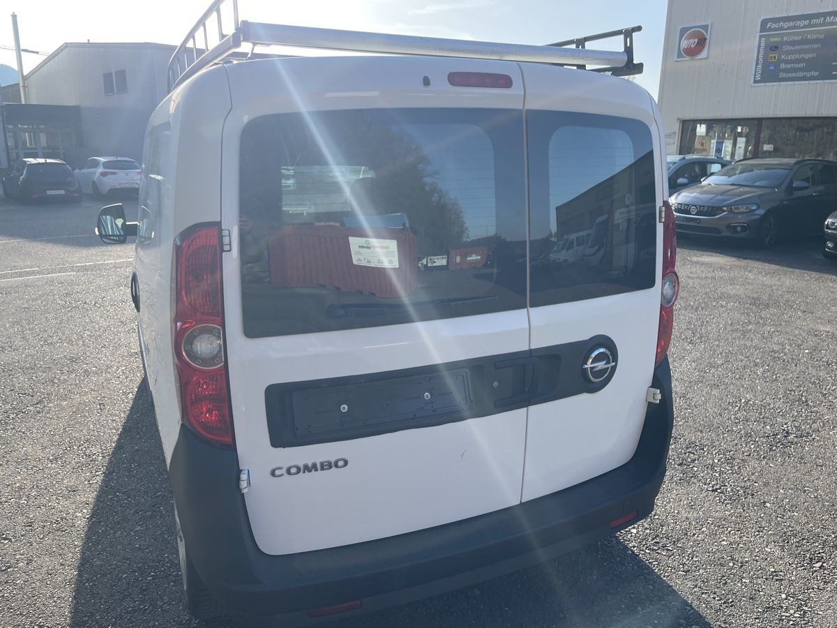 Opel Veicoli commerciali: Opel Combo Diesel, MFK 3.3.26 – Usato da Flaach venduto da Binz 4