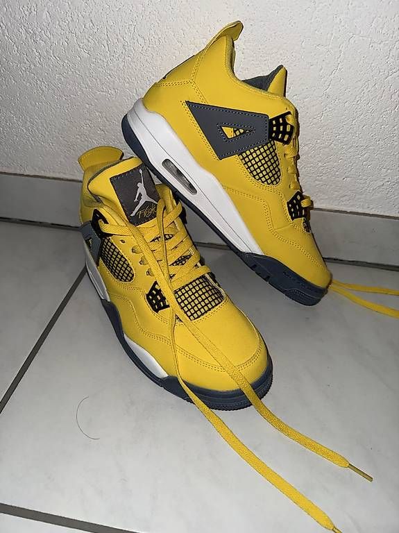 Scarpe da uomo: Air Jordan 4 Retro Lightning – Nuovo e nell'imballaggio originale da Oberentfelden venduto da ang_55kx
