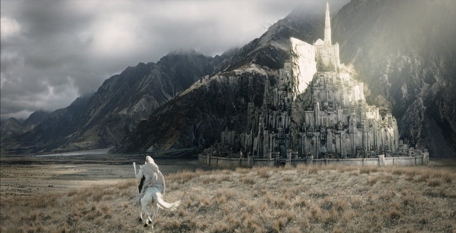 Tutti i DVDs: Der Herr der Ringe Trilogie/Extended Edition/15-Discs/Boxset – Usato da Volketswil venduto da cinephilia 8