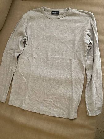 Grey shirt man size L