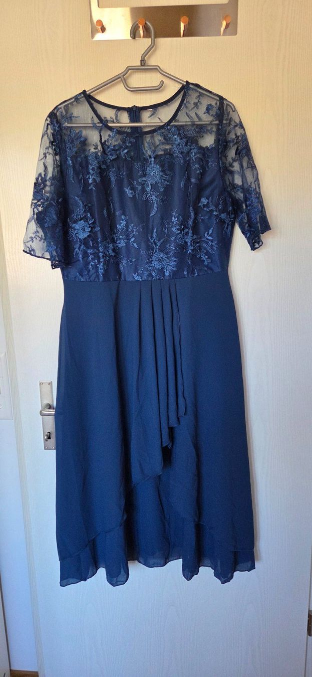 Vestiti: Damenkleid blau XL – Nuovo e nell'imballaggio originale da Gletterens venduto da dartagnan88