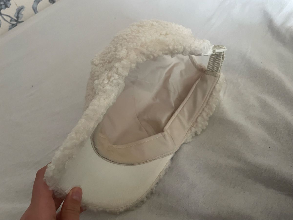 H&M Chapeaux, bonnets & casquettes: Cap – D'occasion à Lenzburg par sad_8mbt 1