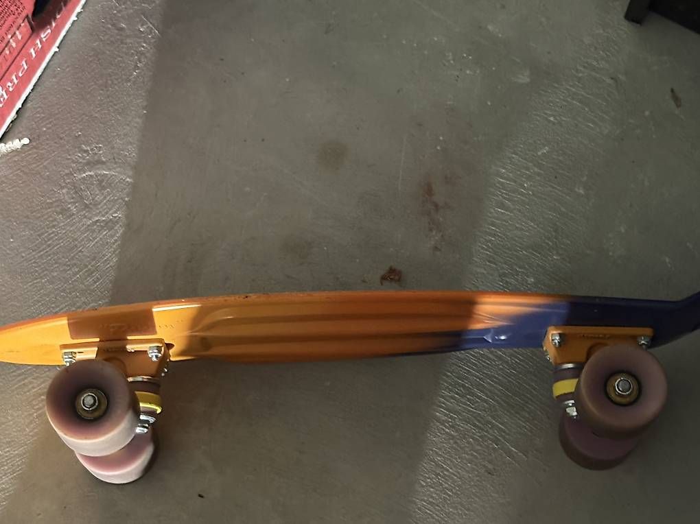 Skateboards: Pennyboard  – Gebraucht aus Chur von Weltanschau