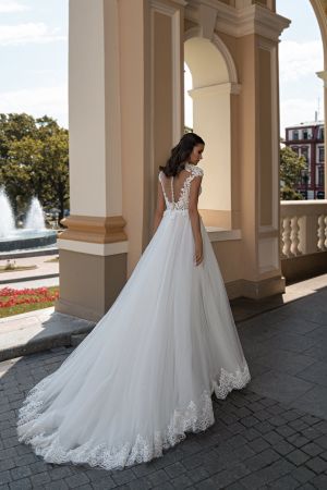 NEUES Brautkleid gr.L-XL (40-42)