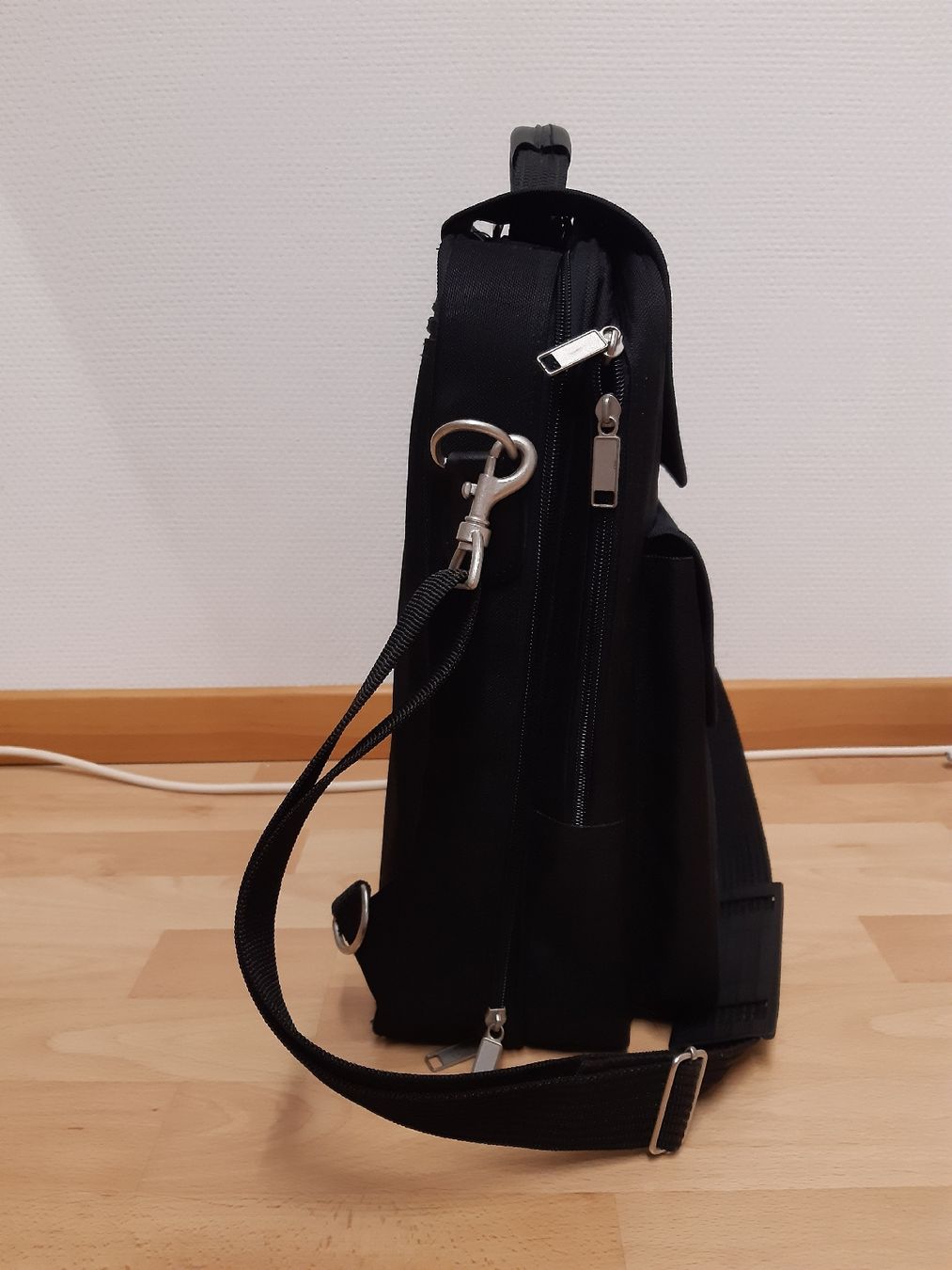 Taschen: Laptoptasche, Tasche mit vielen Fächer – Neu (gemäss Beschreibung) aus Matzingen von mes84 1
