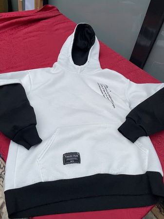 Junge Hoodie Pullover weiss/schwarz XS (158/164)