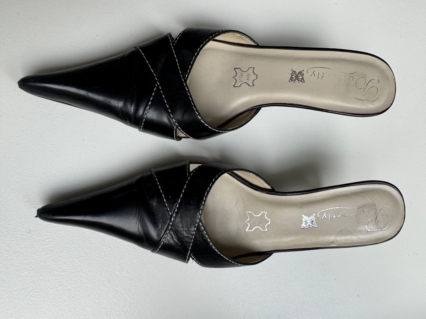 Scarpe da donna: Butterfly Mules – Usato da Zürich venduto da odi_ldv8