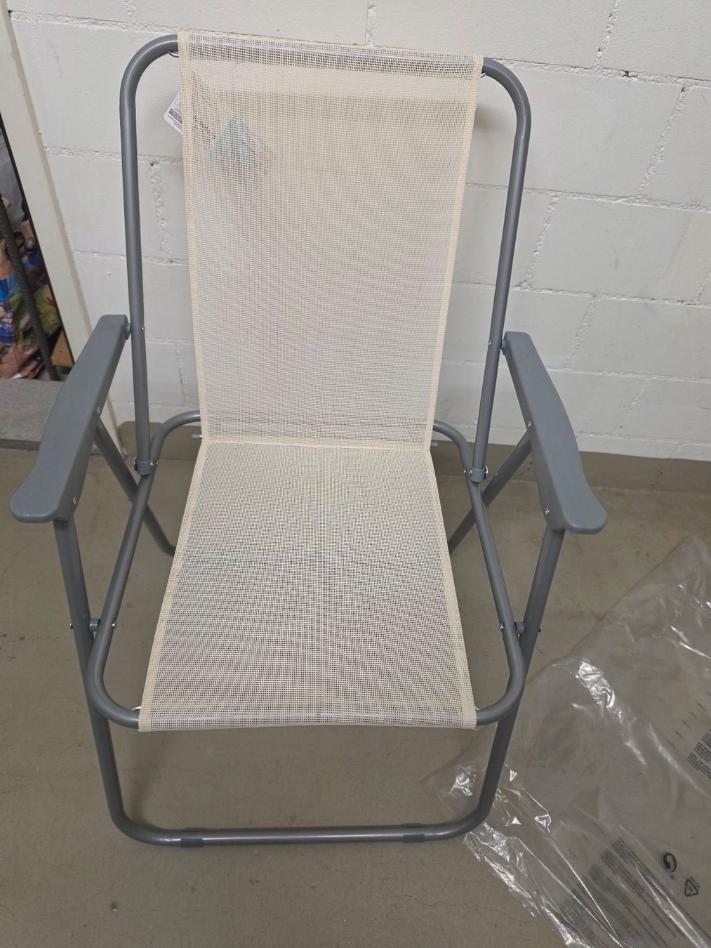 Chaises: Camping Stühle 2 Stk. *** – Neuf avec emballage d'origine à Zürich par Fifa