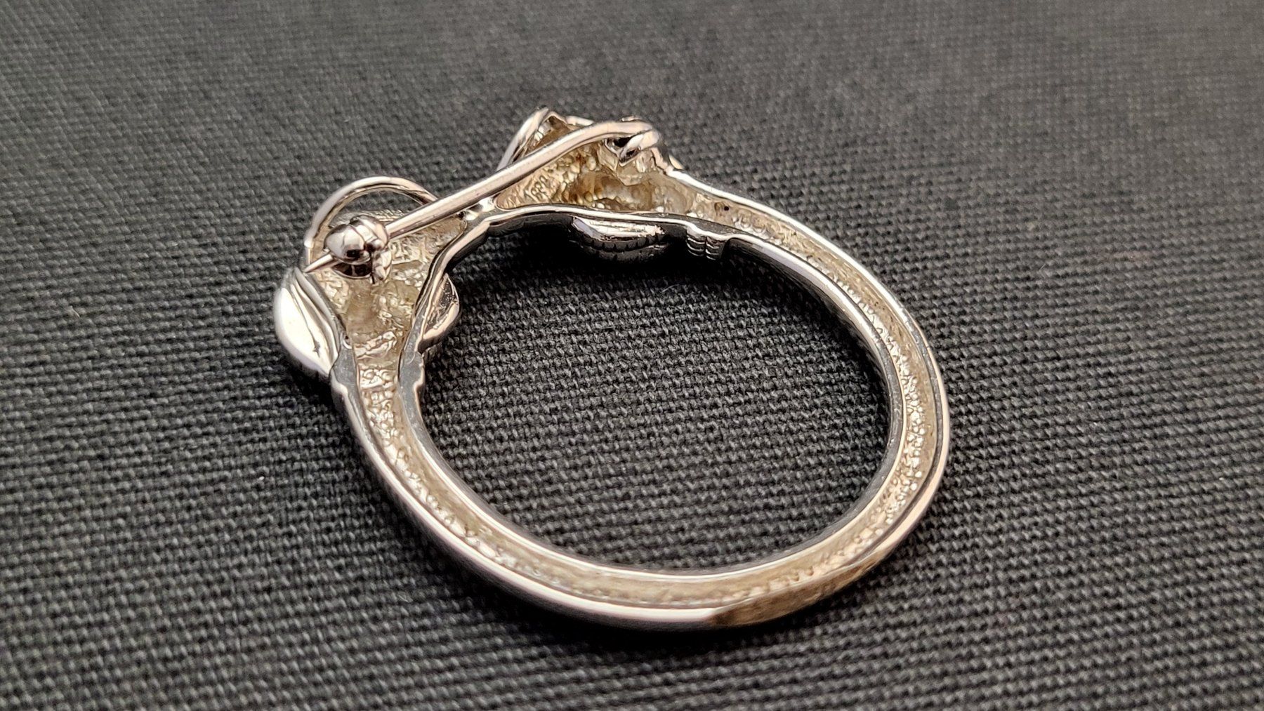 Anhänger: Silber-Anhänger/-Brosche mit Widder-Köpfen – Gebraucht aus Basel von spinne02 4