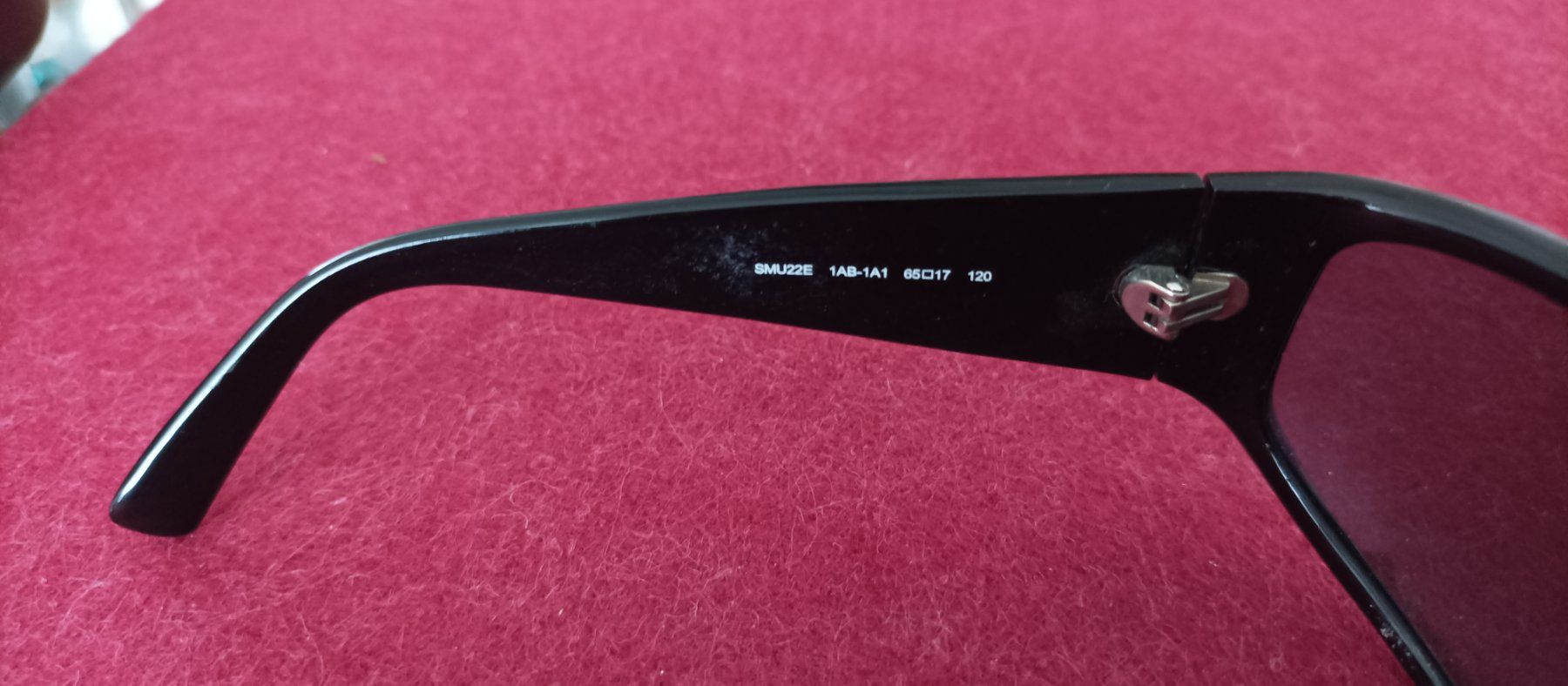Miu Miu Occhiali & Lenti: MIU MIU Vintage aus den 2000er – Usato da Buchs/SG venduto da ori_k6tq 3