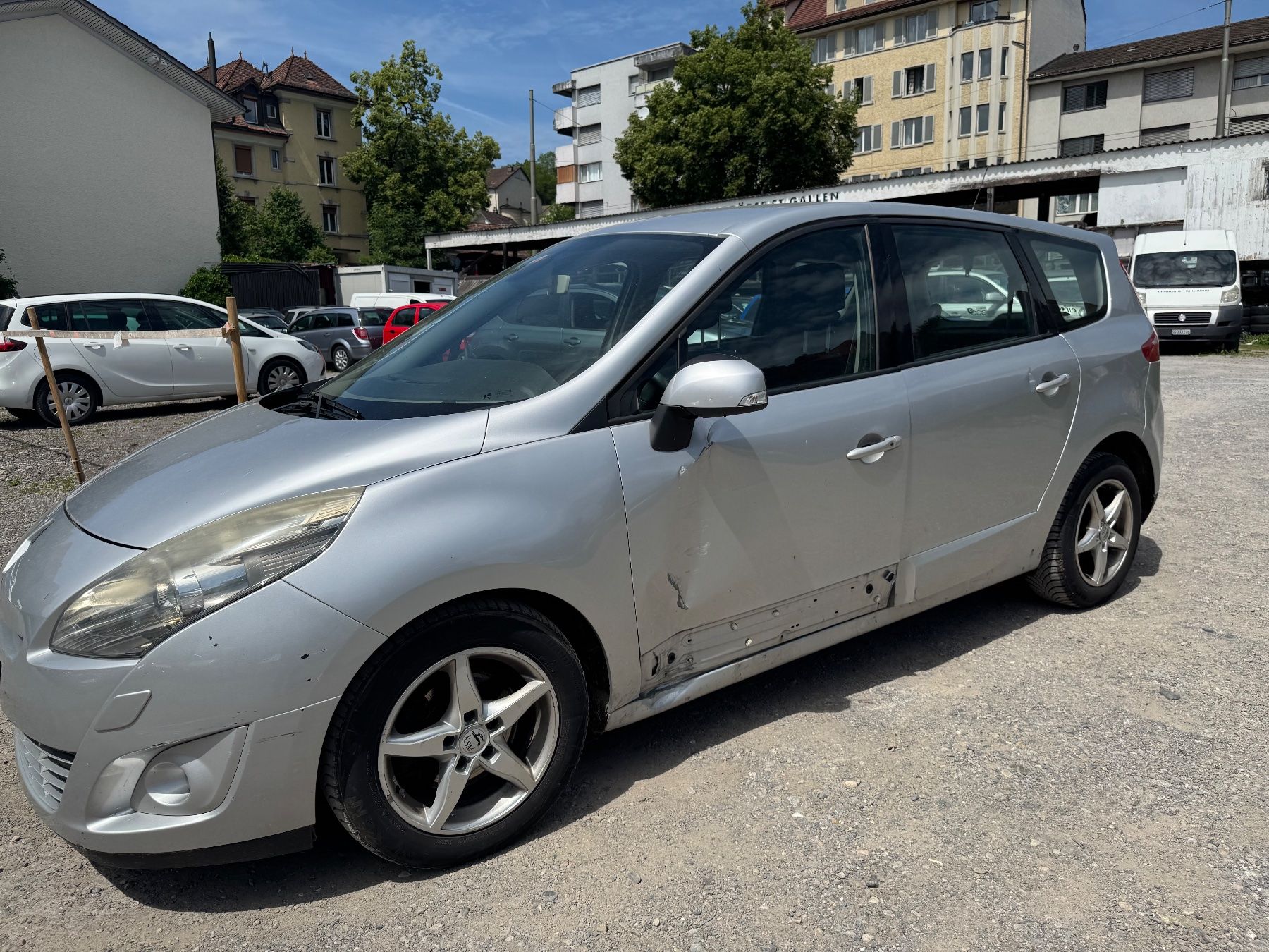 Renault Automobili: Renault Scenic 1.6 dci130 – Usato da St. Gallen venduto da Pro-Autos 1