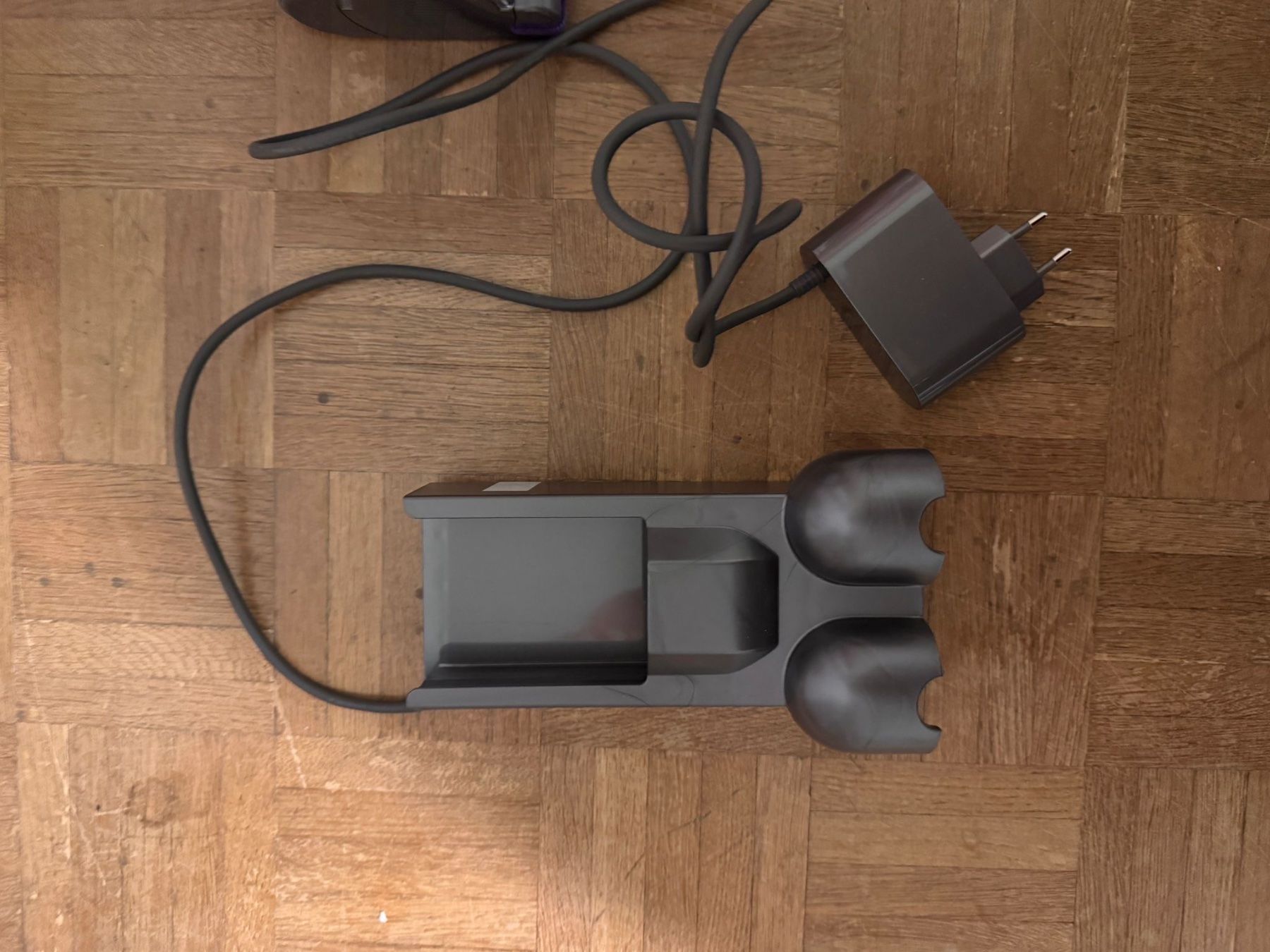 Dyson Aspirapolveri & Accessori: Dyson Gen 5 – Usato da Baar venduto da Sen-61 5