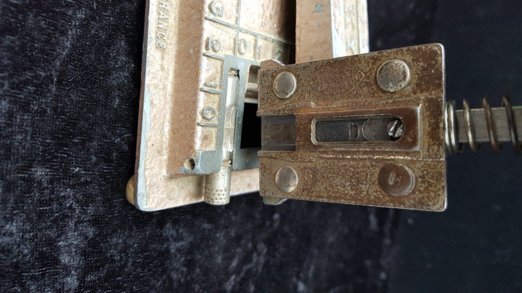 Macchine rilegatrici: Antiker Bostitch – Usato da Reinach venduto da 3Guggerli 6