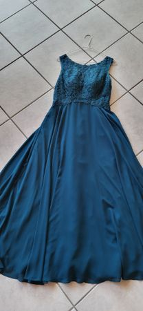 Abendkleid Honigmond mit Spitze Grösse 40