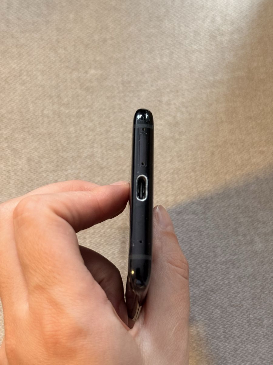 Huawei Telefoni cellulari / Smartphones: Huawei mate 20 pro  – Nuovo (secondo la descrizione) da Einigen venduto da iva_86t8 5