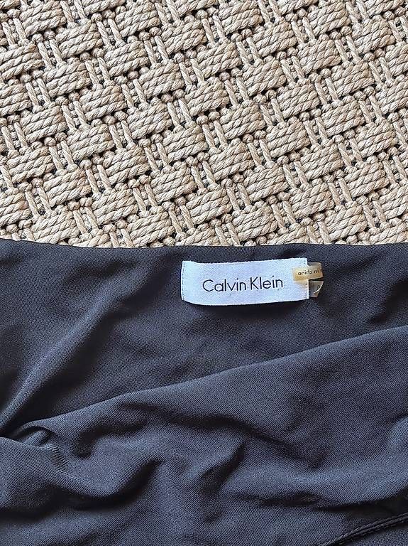 Robes: Abito Calvin Klein  – D'occasion à Verscio par stefyk23 2