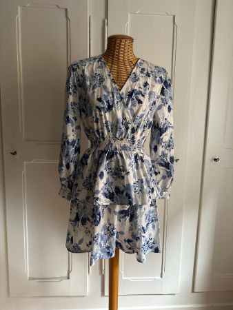 SHEIN - Kleid weiss-hellblau geblümt S