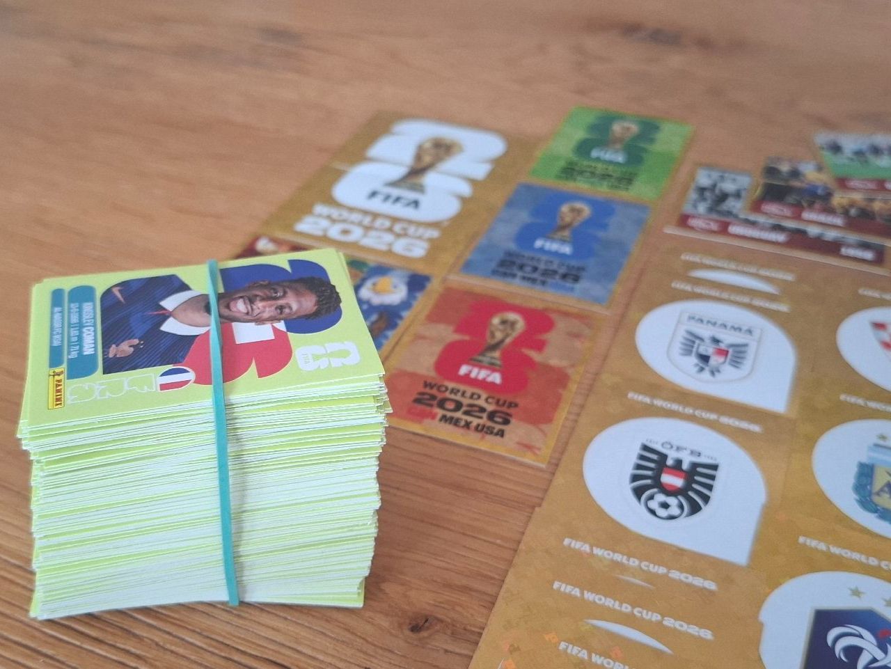 Panini Carte collezionabili: PANINI FIFA WORLD CUP 2026 - Mega Bundle 250+ Stickers – Nuovo (secondo la descrizione) da Nyon venduto da joh_62ll 1