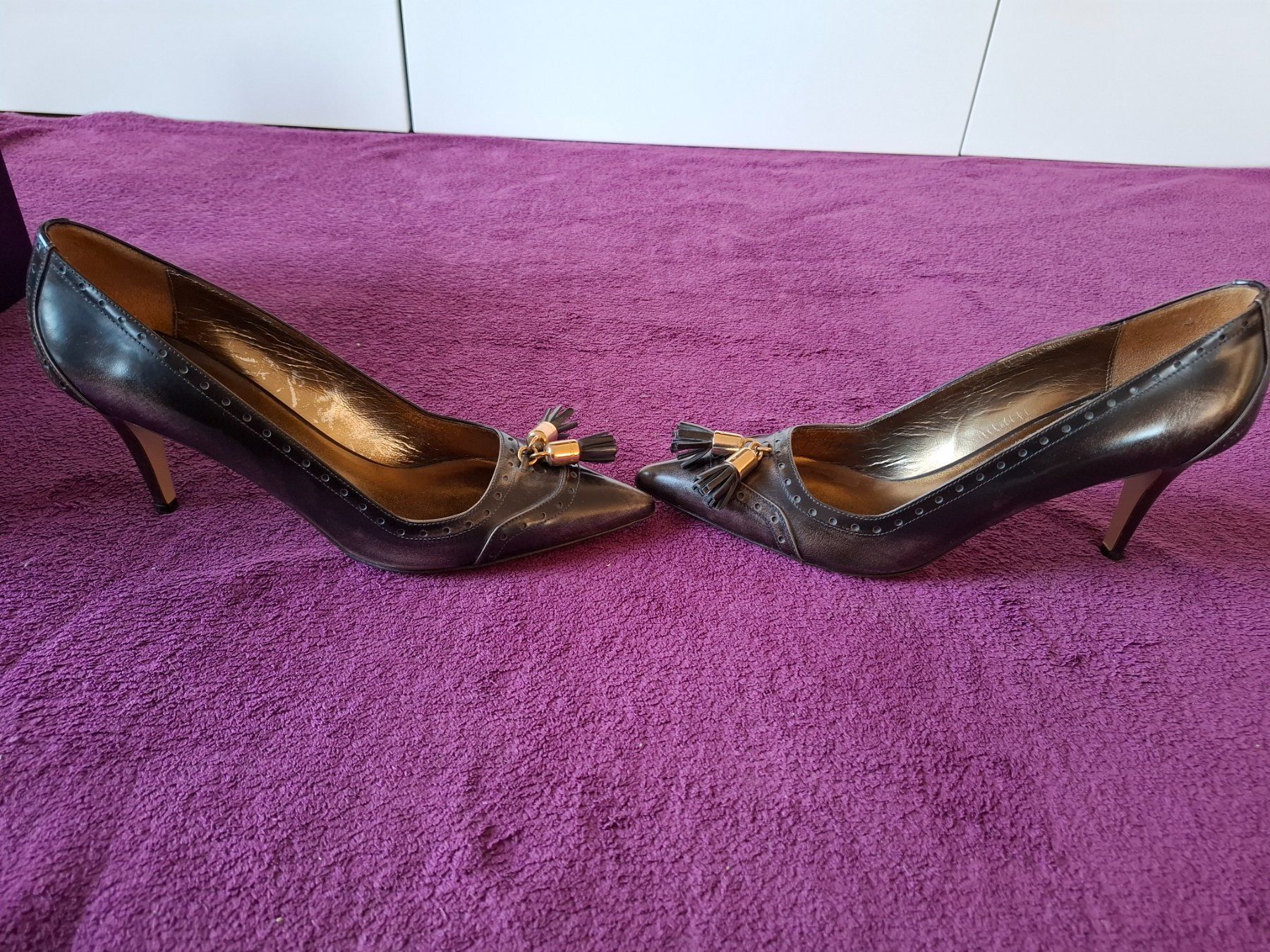 Escada Scarpe da donna: Elegante original Escada Pumps, Grösse 40 - neuwertig – Usato da Müllheim Dorf venduto da Seeeule01 6