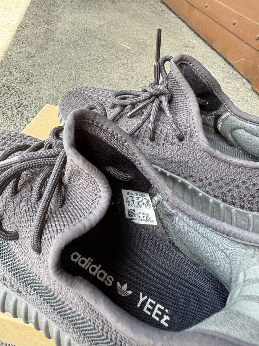 Adidas Herrenschuhe: Adidas Yeezy Boost V2 350 Cinder 39 1/3 – Neu (gemäss Beschreibung) aus Porrentruy von fee_24 2