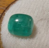 Schöner, grüner Smaragd-Edelstein, 1.30Carat Cabochonschliff