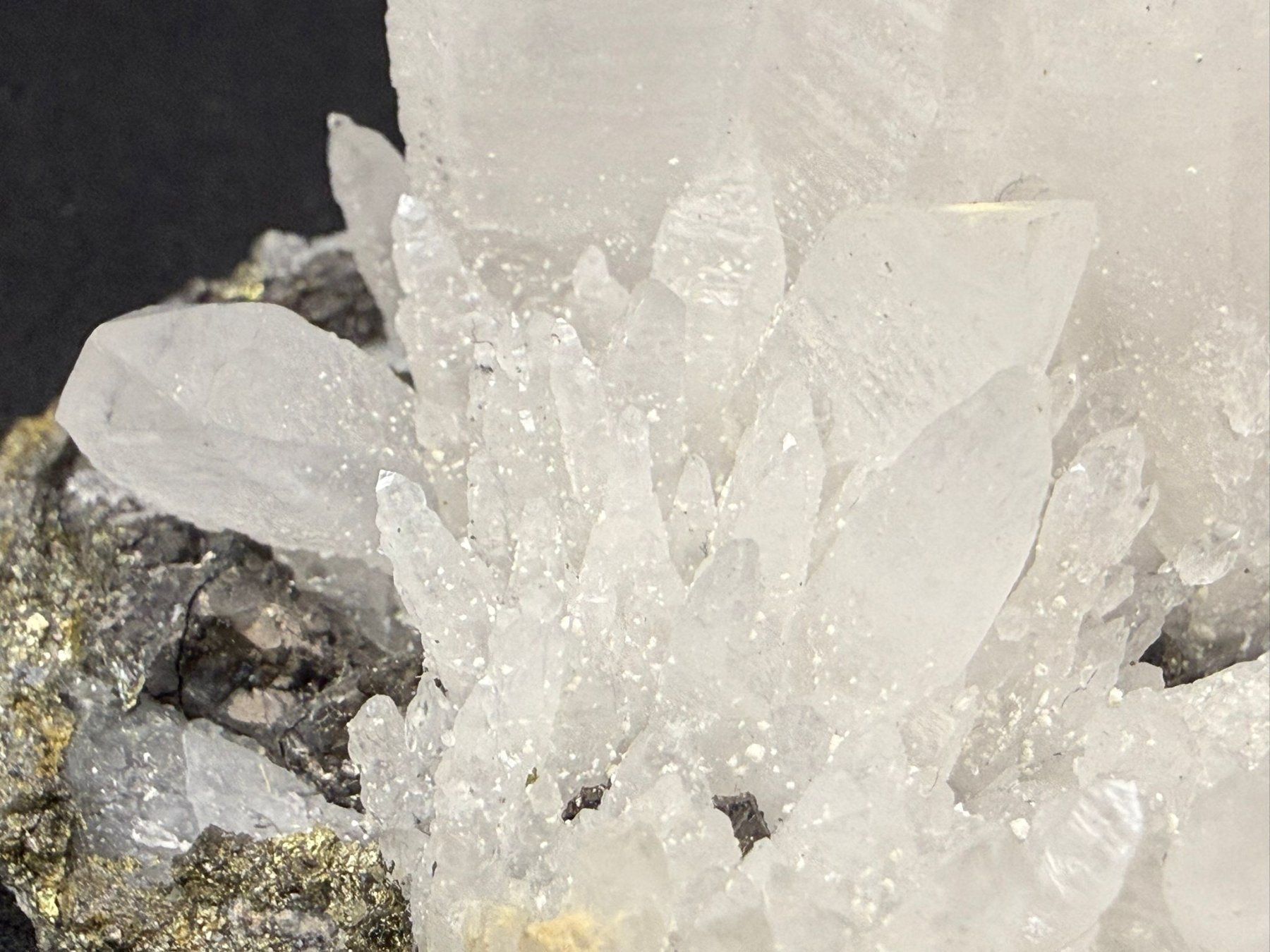 Minerali & Pietre curative: Quartz mit Quartz var. Scepter – Usato da Schinznach Bad venduto da Demerald 8