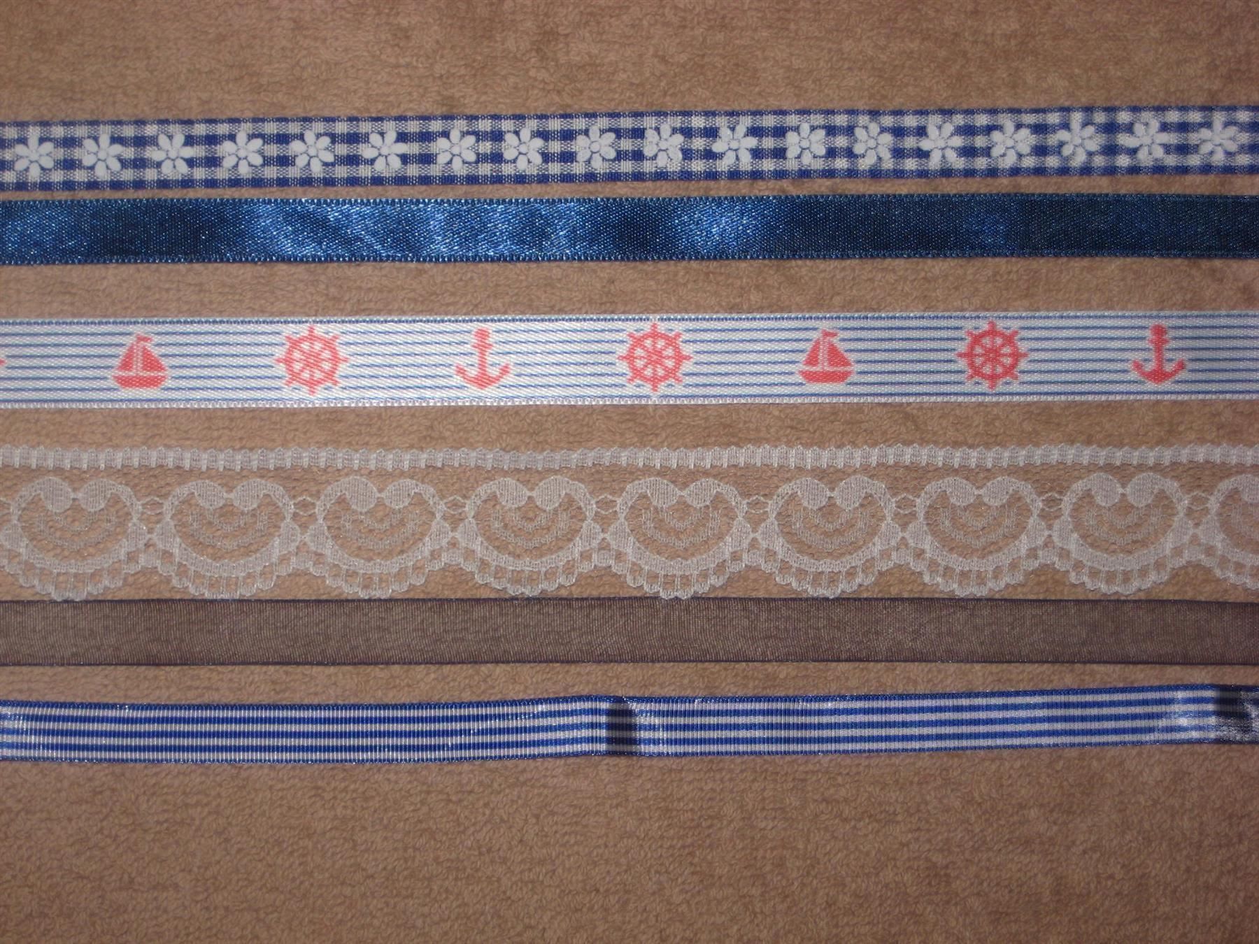 Nastri decorativi: Bändeli - Set 6 Bänder blau / weiss – Nuovo e nell'imballaggio originale da Füllinsdorf venduto da Schlupp
